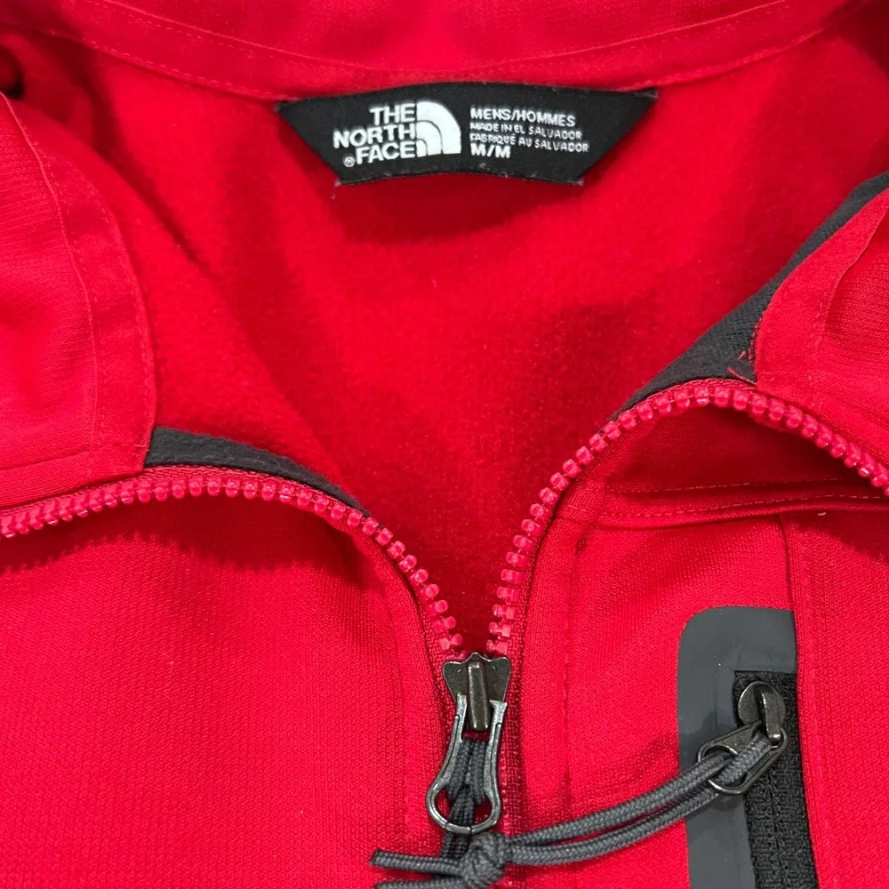 The North Face Men's Medium Red Canyonlands‎ 1/2 Zip Fleece Pullover Jacket